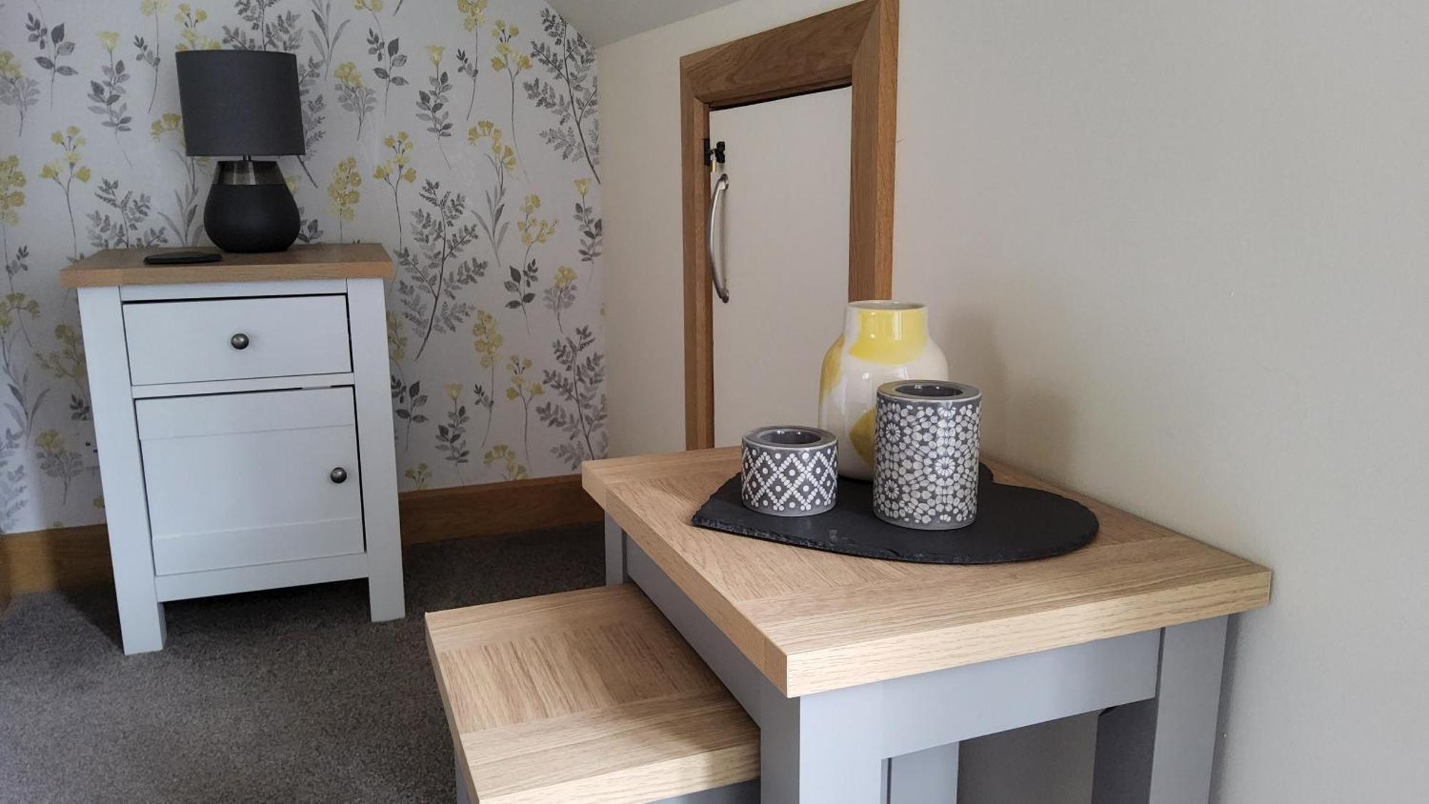 Ha'Penny Acre Bed and Breakfast Sherfield English Buitenkant foto